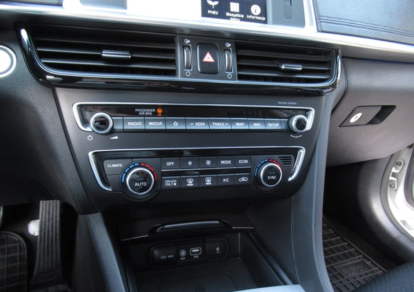 Kia Optima cena 89888 przebieg: 58250, rok produkcji 2019 z Darłowo małe 781